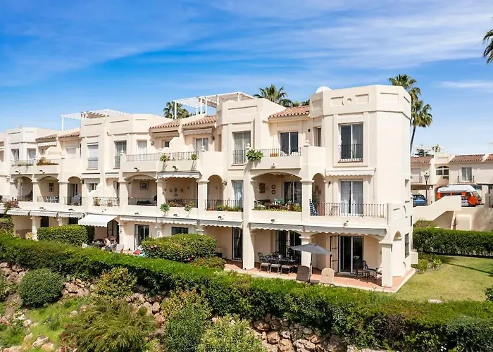 La Quinta Hills - Luxury