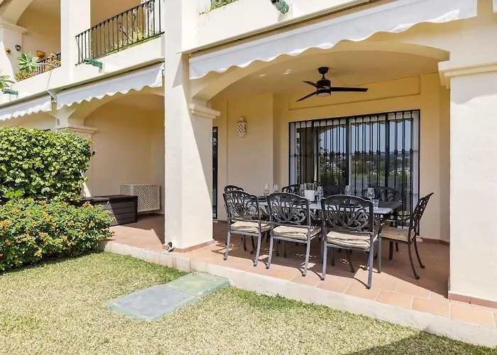 La Quinta Hills - Luxury